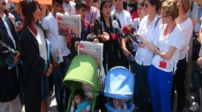 Gezi Olaylarında G&ouml;zaltına Alınanların Ailelerinden Basın A&ccedil;ıklaması