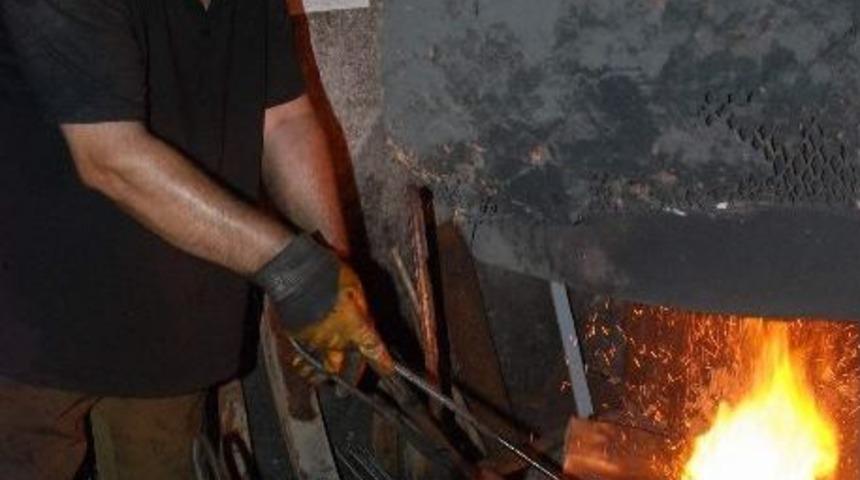 Ramazanda K&ouml;r&uuml;k Başında 60 Derecede &Ccedil;alışıyorlar