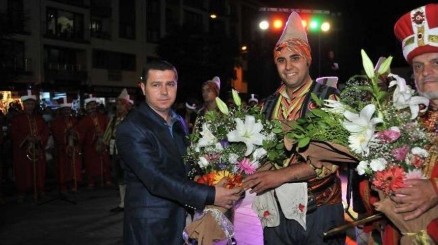 Bursa Mehteran Ve Kılı&ccedil; Kalkan Ekibinden &Ccedil;an&rsquo;da G&ouml;steri