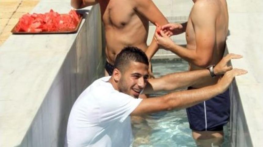 G&uuml;neydoğu&rsquo;da Sıcaklar Futbolcularıda Vurdu