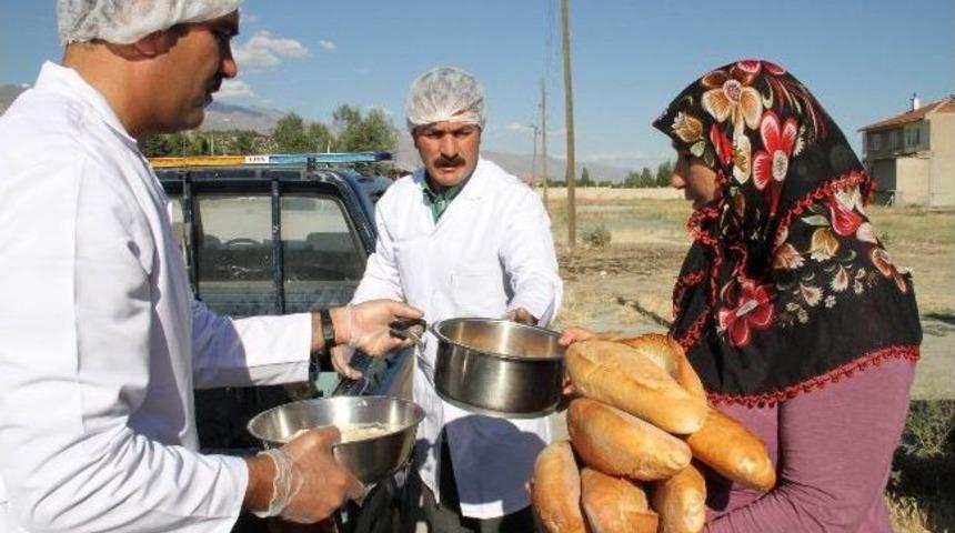 Belediyeden 2 Bin Kişiye İftar