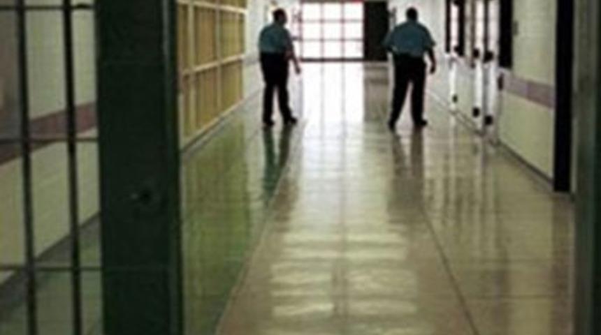 Cezaevlerine r&uuml;şvet operasyonu!