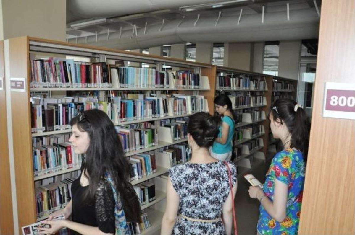 Bulgar &Ouml;ğrenciler Nk&uuml;&rsquo;n&uuml;n Konuğu Oldu