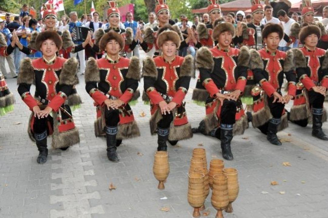 T&uuml;rk D&uuml;nyası Yalova&rsquo;da Buluştu