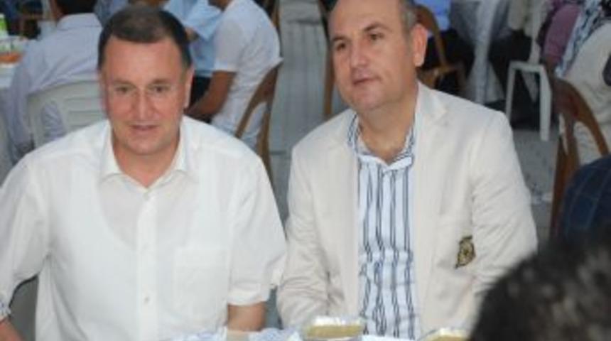 Mehteran Konseriyle 5 Bin Kişi Oru&ccedil; A&ccedil;tı