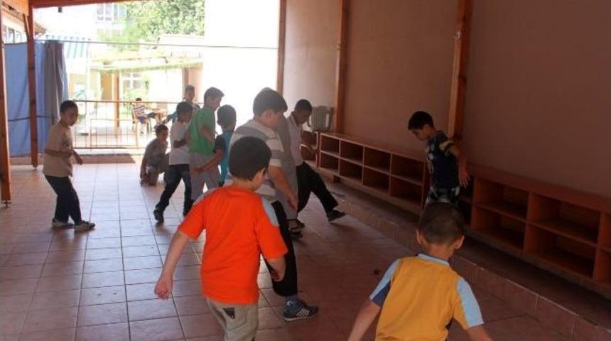 &Ccedil;orlu'da &Ouml;ğrenciler Kuran &Ouml;ğreniyor