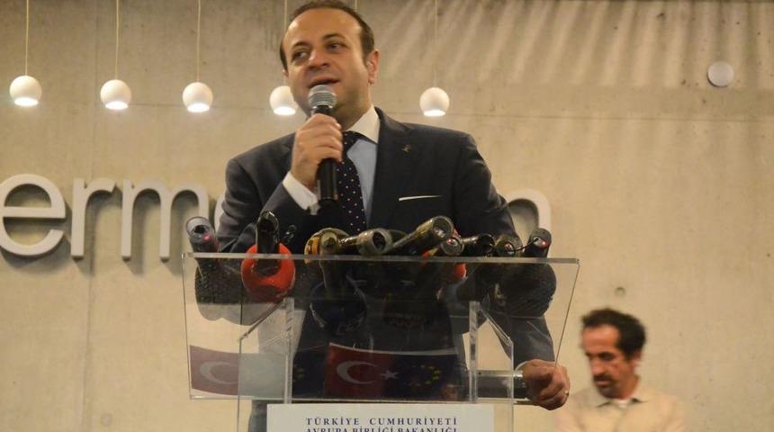 Egemen Bağış: Belki Bir Daha Aranızda Olamam Hakkınızı Helal Edin