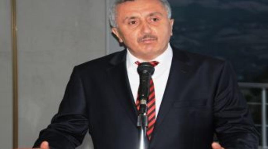 G&ouml;kkuşağı Diyalog Ve Hoşg&ouml;r&uuml; K&uuml;lt&uuml;r Derneği Iftarı Din G&ouml;revlilerini Buluşturdu