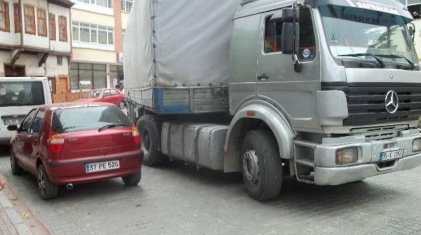 K&uuml;re&rsquo;de Otopark Sorununa Uyarı İle Cevaplandırıldı