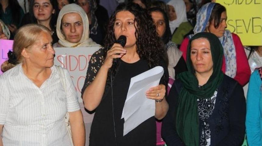 Hakkarili Kadınlardan Tecav&uuml;ze Tepki