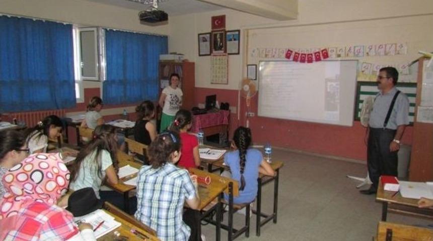 &Ouml;demiş Hem&rsquo;in Yaz Kurslarına 1500 Kursiyer Katılıyor