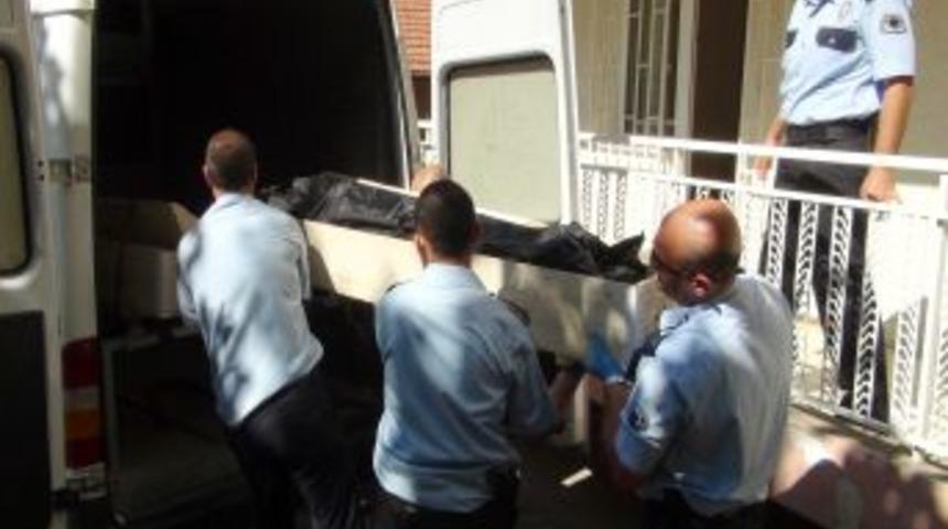 Cinayeti Hırsızlık Ihbarı Ortaya &Ccedil;ıkardı