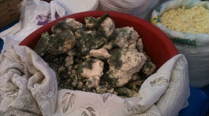 K&uuml;fl&uuml; Peynir Satışına İzin Yok