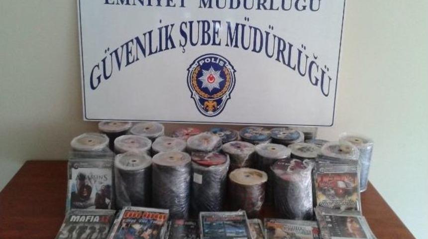 Aksaray'da 265 Korsan Cd Ele Ge&ccedil;irildi