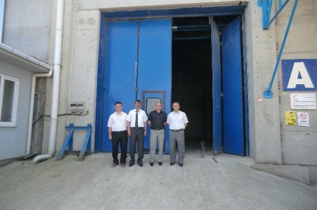 D&uuml;zce&rsquo;de Fındıklar Lisanslı Depolara