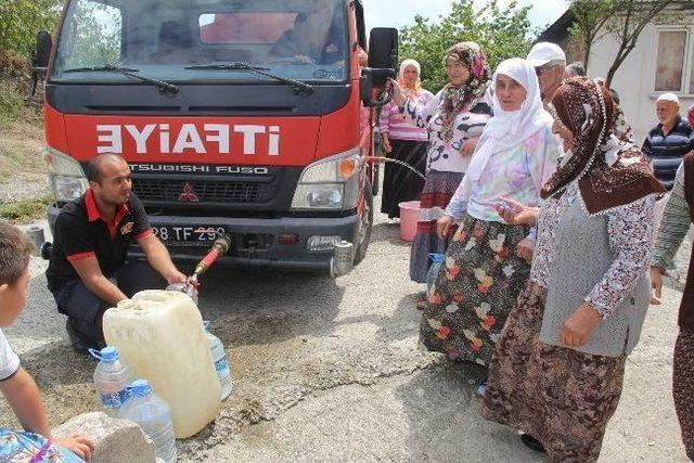 Kaynak Suları Kuruyunca Susuz Kaldılar