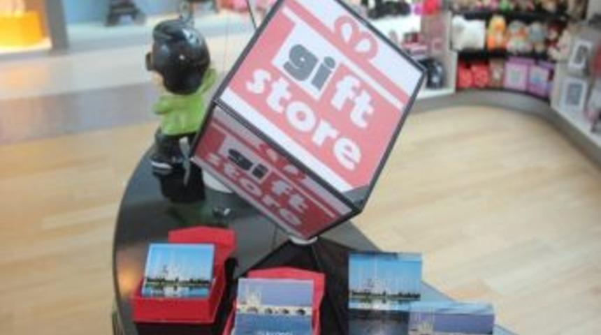 K&uuml;&ccedil;&uuml;k Hediyelerle B&uuml;y&uuml;k Mutluluklar