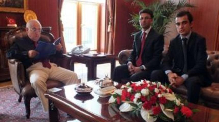 Yeni D&uuml;nya Partisi Tbmm Başkanı &Ccedil;i&ccedil;ek&rsquo;i Ziyaret Etti