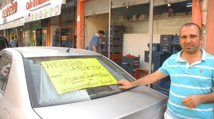 K&ouml;y&uuml;ndeki T&uuml;rbeyi Restore Ettirmek İ&ccedil;in Arabasını Satılığa &Ccedil;ıkardı