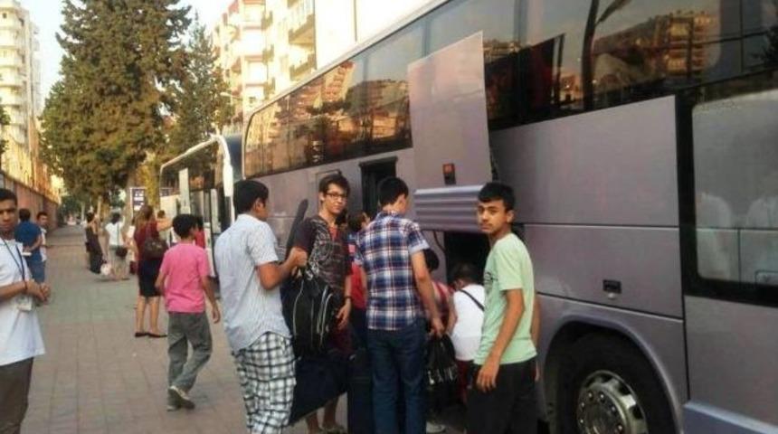 Gen&ccedil;lik Merkezi Deniz Kamp Gezileri Başladı