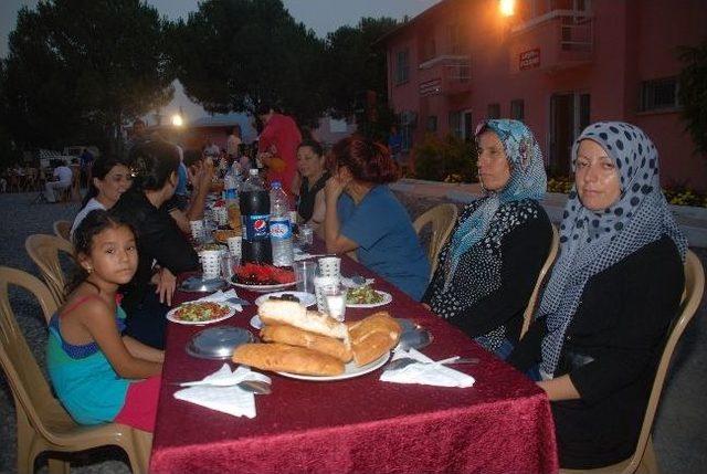 Hastane Personeli Ve Hastalar İftar Yemeğinde Buluştu 1