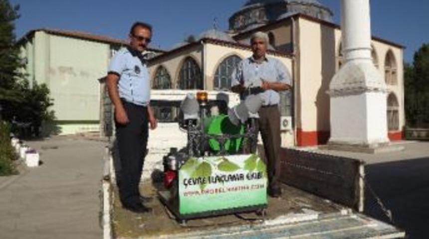 Belediye G&uuml;l Suyu Sıktı