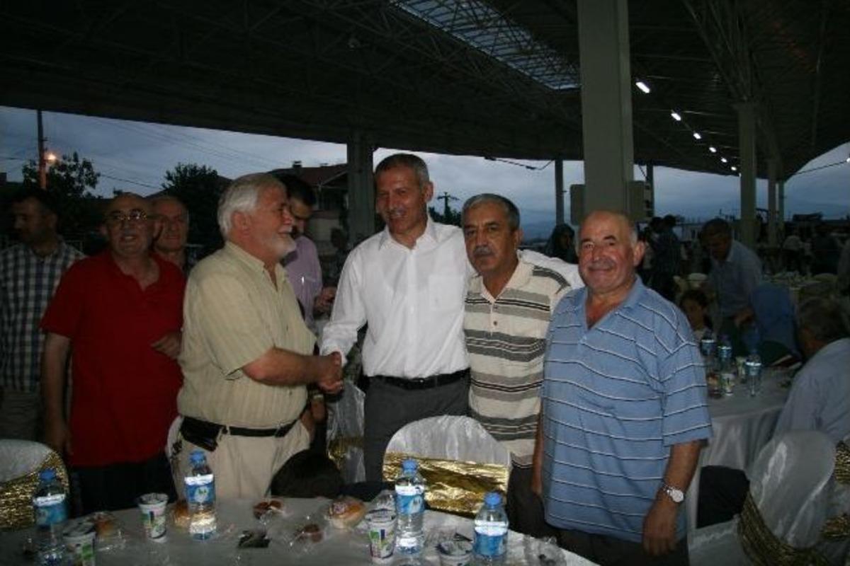 Hızırtepeliler İftarlarını Başkanları İle A&ccedil;tı