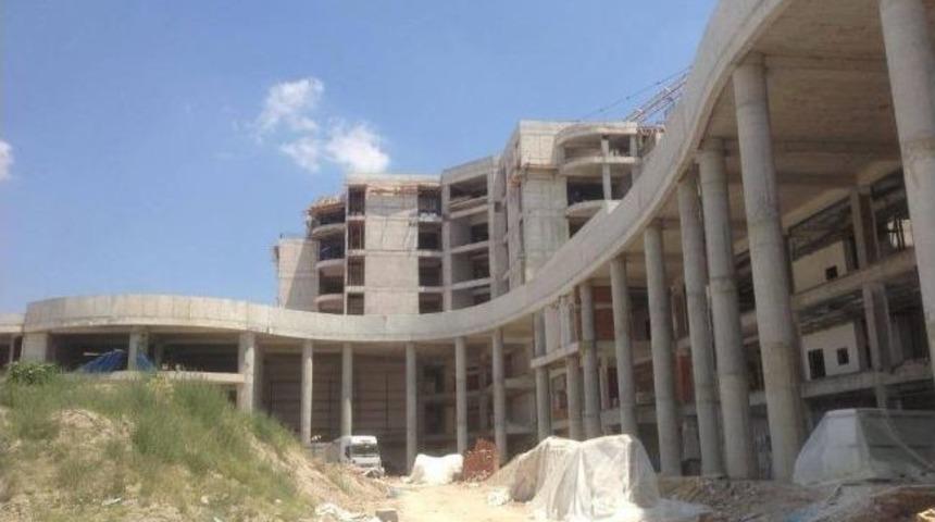 300 Yataklı Soma Devlet Hastanesi'nin Kaba İnşaatı Bitti
