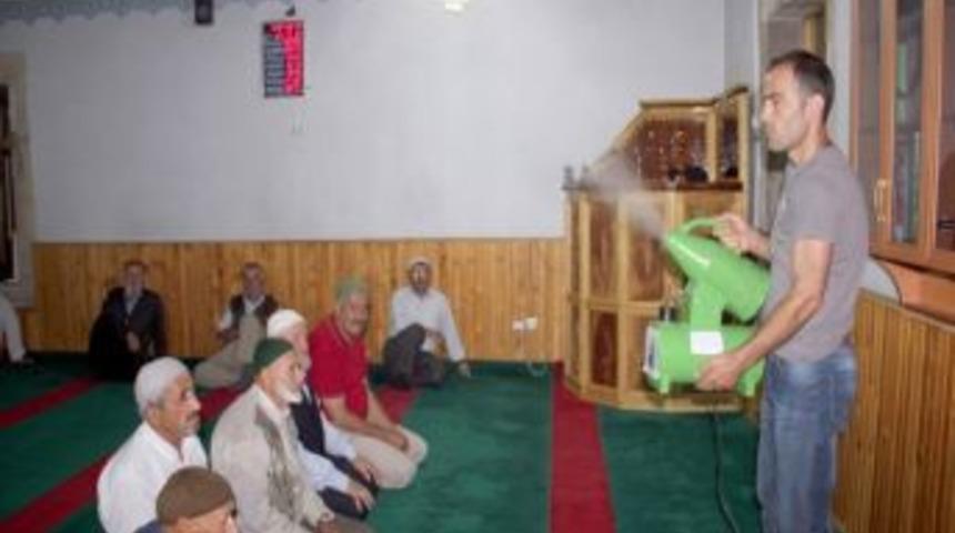 Camilerden G&uuml;l Kokusu Y&uuml;kseliyor
