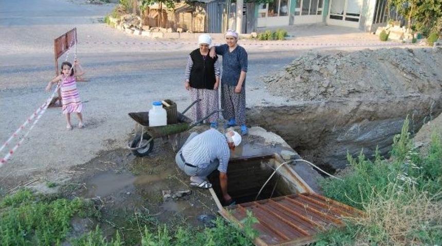 Eşmeliler Bah&ccedil;elerini Bedavaya Sulamanın Yolunu Buldu