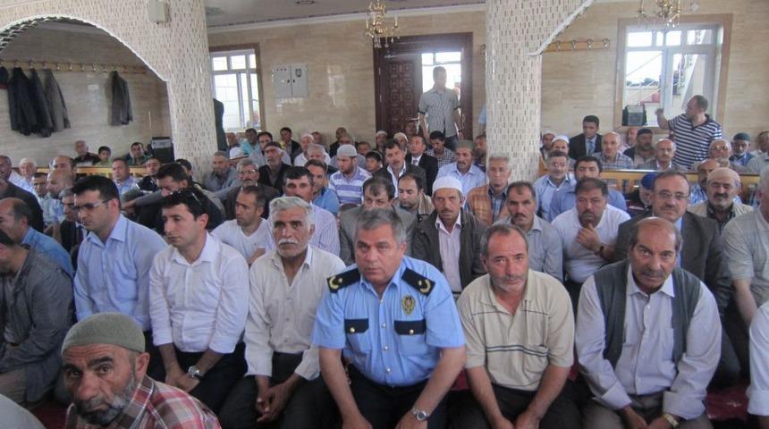 Yakutiye'de Hayırsever Topşaklı'nın Yaptırdığı Cami Hizmete Girdi