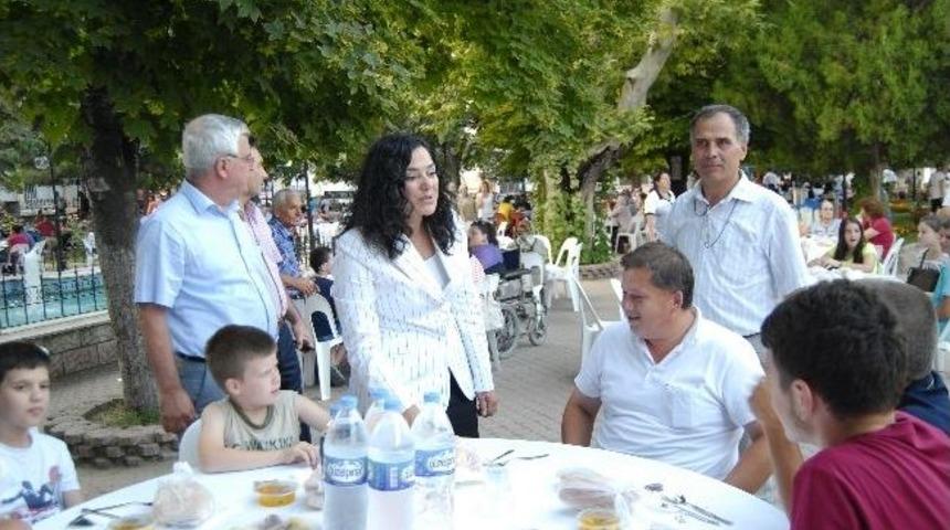 Ulaş Yurdakul, Chp Belediye Başkan Aday Adaylığını A&ccedil;ıkladı