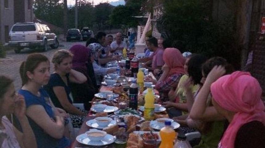 Ramazanda Birlik Beraberliğin &Ouml;rneği