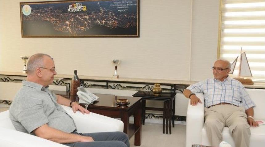 Eski Manisaspor Başkanı Almış&rsquo;dan Başkan Erg&uuml;n&rsquo;e Ziyaret