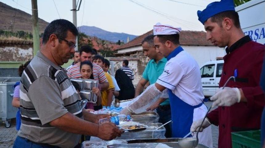 Ramazan&rsquo;ın Manevi Heyecanı Helvacı&rsquo;da Yaşanıyor