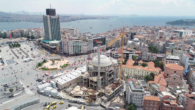 (Havadan fotoğraflarla) - Taksim Camii'nde 61 metrelik ilk minare tamamlanmak üzere