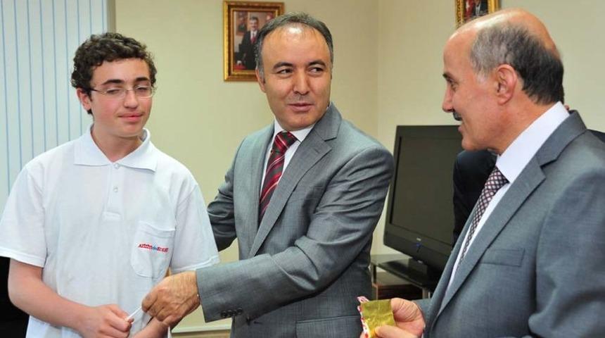 Altıparmak: SBS'de Derece Yapan &Ouml;ğrencilerimizle Gurur Duyuyoruz