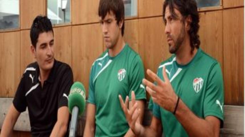Frey'i, Bursaspor'a Galatasaray'ın Kaleci Antren&ouml;r&uuml; Taffarel G&ouml;ndermiş