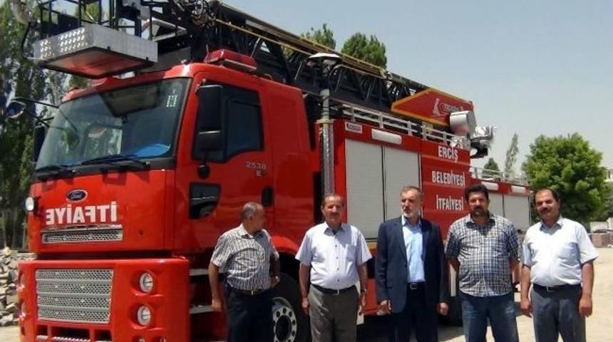 Erciş Belediyesi&rsquo;ne Modern İtfaiye Aracı