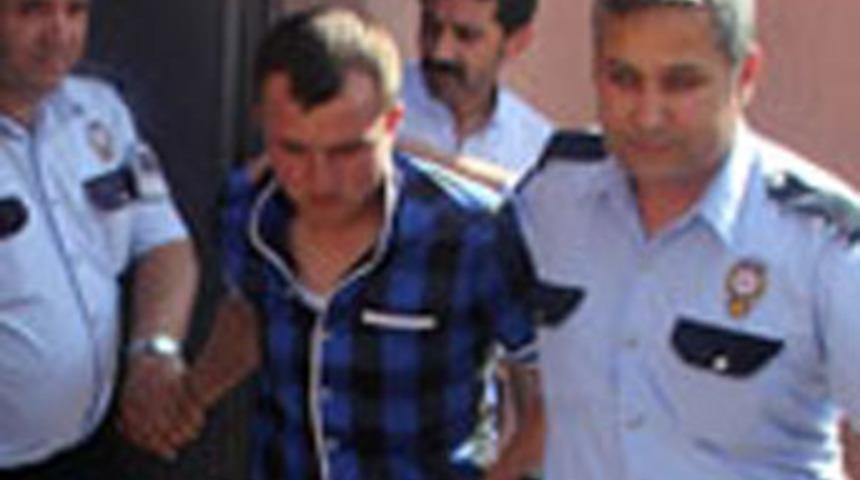 Y&uuml;ksek sesle m&uuml;zik dinleme kavgası: 1 &ouml;l&uuml;