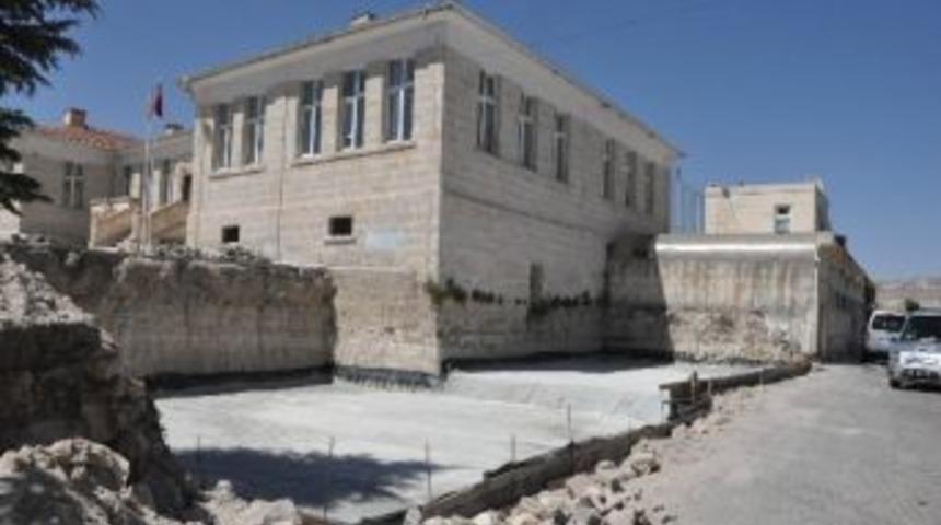 G&ouml;reme&rsquo;ye Yeni K&uuml;t&uuml;phane Binası