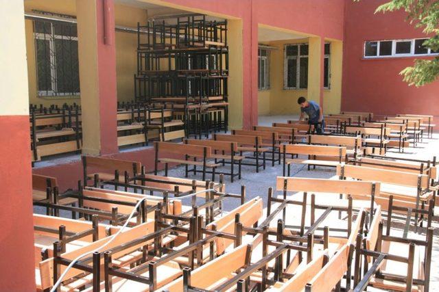 G&uuml;lnar da Okulların Sıra Ihtiyacını Meslek Lisesi Karşılıyor 2