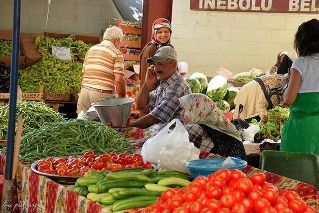 Sıcaklık, İnebolu Pazarını Olumsuz Etkiledi 2