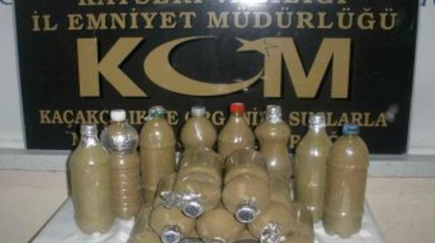 Aracın Yakıt Deposunda Pet Şişeli Esrar Sevkiyatı