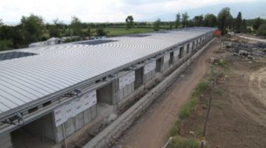 Yeni Hal Binası Şekilleniyor