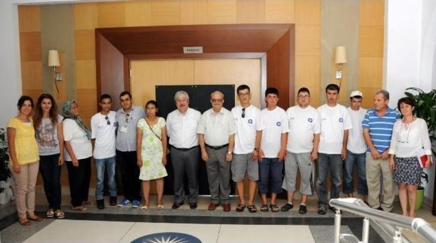 Engelsiz Fidanlar Meyve Verdi