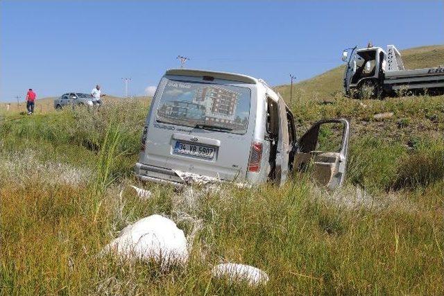 Eleşkirt’te Trafik Kazası: 3 Yaralı