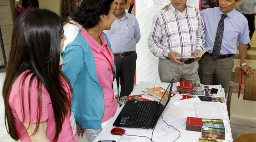 Başkan Tartan Gediz &Uuml;niversitesi'ni Ziyaret Etti