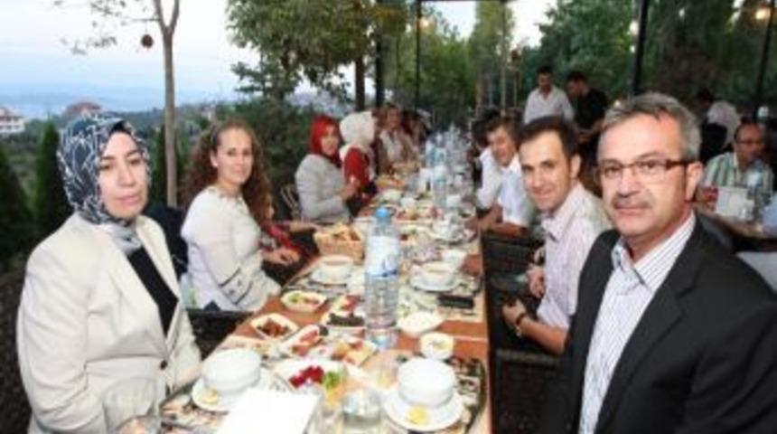 Başkan K&ouml;şker Meclisi İftarda Ağırladı