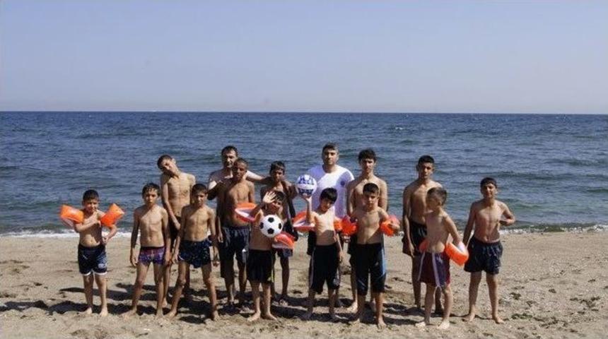 Deniz Yıldızları, Deniz&rsquo;e Gitti